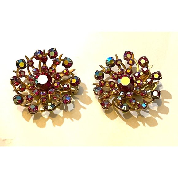 Vintage Gold-tone Sunburst Pattern Aurora Borealis Rhinestone Clip-on Earrings - Picture 9 of 10